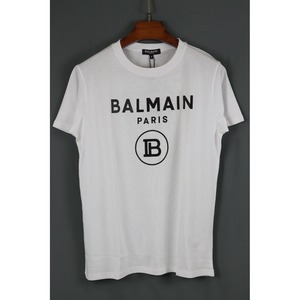 Camisetas para Hombre Balmain Serie 250, Comodidad Premium y Estilo - Product Image 1