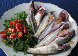 High Quality Naked Catfish Roe Vietnam Supplier Firm Sweet Meat Creamy IQF Frozen Box 1kg VietDelta - Product Image 6