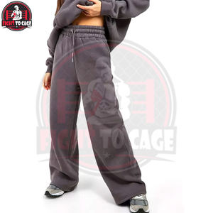 Survêtements pour hommes à logo personnalisé, à capuche, décontractés, unis, pour l'entraînement et le jogging, en matière de haute qualité, coupe épaules tombantes et style évasé - Product Image 5