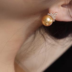 Boucles d'oreilles de haute qualité en perles blanches naturelles de 11-12 mm, lumière froide, comparables à l'eau de mer, parfaitement alignées - Product Image 4