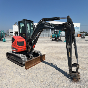 Excavadora de cadenas ES 57 ZT confiable para paisajismo, servicios públicos y preparación de sitios - Product Image 1