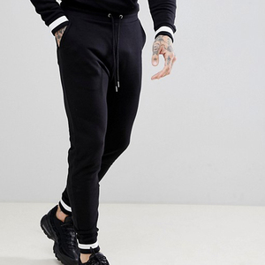 Sweat-shirt à col rond à manches longues noir pour homme avec poches latérales et cordon de serrage, jogging décontracté pour l'automne - Product Image 2