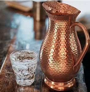Ensemble de carafes en cuivre pour une ambiance de luxe haut de gamme, service de boissons en métal avec verres, durable, réutilisable, vaisselle de cuisine et de salle à manger. - Product Image 3