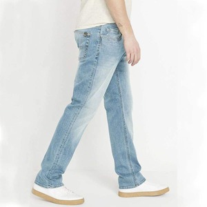Nouveau jean en denim vintage taille mi-haute en toile de haute qualité avec logo personnalisé pour homme, coupe confortable, résistant à l'eau, design multi-poches - Product Image 4