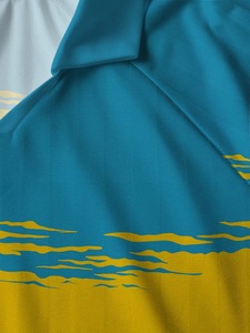Polo de Manga Corta Unisex con Estampado Azul y Amarillo, Diseño de Perro y Copa de Vino, Secado Rápido, Corte Regular, para Verano - Product Image 3