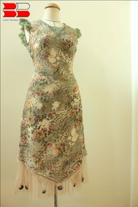 Balles de vêtements et robes usagés - Product Image 3