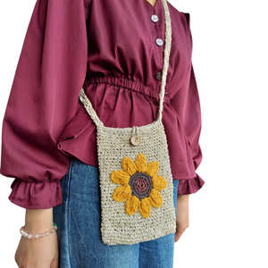 Mini sac à bandoulière au crochet fait à la main de Bohème Design de tournesol-Fil de fibre de chanvre naturel Vegan Durable Portable - Product Image 3