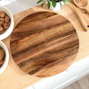 Plateau de service rond en noyer massif fait main avec finition laquée, multifonctionnel pour la cuisine, la table basse, le bureau, facile à nettoyer - Product Image 6