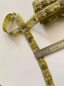 Fournisseur Indien Nouveau Design Dentelle Broderie 100% Polyester Perles 25mm Doux pour Robes - Product Image 1