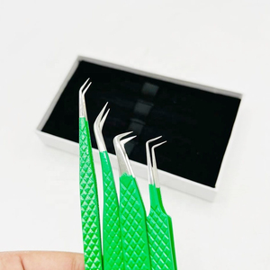 Pince à cils à 90 degrés avec poignées antidérapantes, pour pose et retrait de faux cils, soins personnels, emballage en boîte dorée - Product Image 4