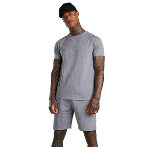 Ensemble de t-shirts pour hommes à logo personnalisé, décontractés, respirants, à séchage rapide, sublimation, nouvelle arrivée, couleur unie, ensemble deux pièces - Product Image 3