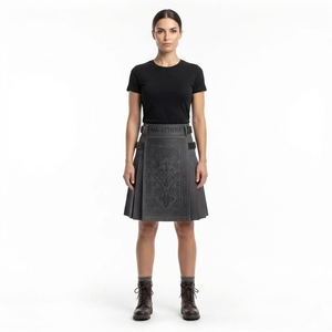 Kilt utilitaire noir unisexe, style gothique, avec panneaux cargo, multi-poches, boucle réglable, vêtements de travail, streetwear, designs personnalisés - Product Image 1