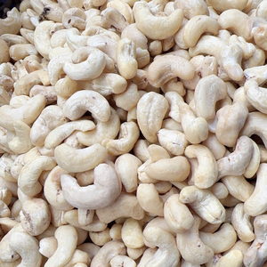 Hot Sale Cashew <b>Nuts</b> Wholesale W180 Ww320 Ww240 Cashew <b>Nut</b> <b>Kernels</b> Santigo Cashew Vietnam Reasonable Price - Product Image 1