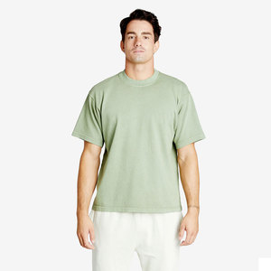 T-shirt pour femmes, vêtements personnalisés, graphisme de haute qualité, confort premium et coupe élégante - Product Image 4