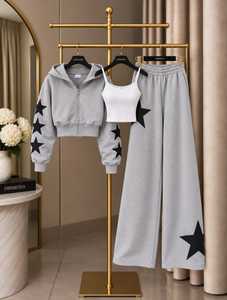 Ensemble de survêtement décontracté 3 pièces pour femme, uni, respirant, coupe ample, avec sweat à capuche zippé, débardeur côtelé et pantalon de survêtement large - Product Image 4