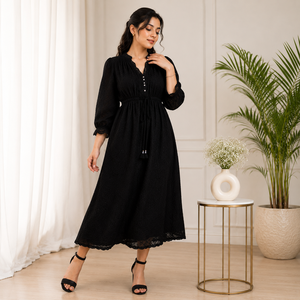 Robe longue en coton noir brodée pour femmes, manches longues, style bohème décontracté, fabrication sur mesure OEM - Product Image 2
