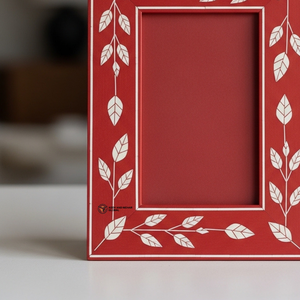 Cadre photo élégant en os incrusté de pierres rouges, fait main, décoration de luxe pour la maison - Product Image 3