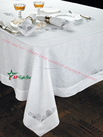 Nappe brodée élégante et luxueuse artisanat de couture et de couture fraîche