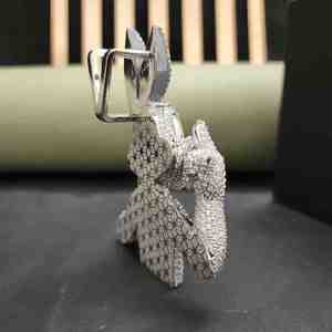 Pendentif Charme Lapin Tendance en Acier Inoxydable de Luxe avec Diamant de Laboratoire 5 carats Entièrement Sertie pour Cadeau de Saint-Valentin - Product Image 4