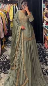 ชุดชาราร่าผ้าไหมชินอนลายชนเผ่าล่าสุดจากผู้ผลิต ชุดสำเร็จรูปสำหรับงานปาร์ตี้ ตกแต่งด้วยงานปักเลื่อม ขนาด 40 ถึง 44 ความยาว - Product Image 4