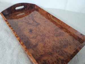 Grand plateau en bois fait main, en bois de thuya, plateau de service décoratif avec poignées, plateau rustique pour table basse - Product Image 2