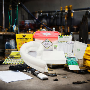 Kit professionnel de tampons absorbants d'hydrocarbures portables de 20 L pour l'urgence, EPI pour l'atelier industriel et la gestion des déversements marins - Product Image 2