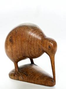 Escultura de Pájaro Kiwi Hecha a Mano en Madera para Decoración del Hogar, Arte de Vida Silvestre y Colección de Regalos Rústicos - Product Image 6
