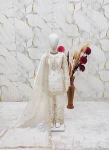 Ensemble Sharara ethnique de luxe pour enfants avec broderies de sequins et manches fantaisie – Tenue de mariage et de festival - Product Image 5