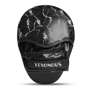 Guantes de Entrenamiento Venomous Black Thunder Focus Pads Premium para Boxeo, MMA y Muay Thai - Product Image 4