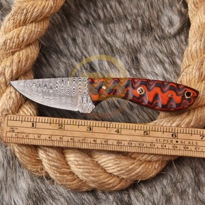 Cuchillo de Caza de Damasco Hecho a Mano de Lujo con Mango de Madera de Olivo y Funda de Cuero, Regalo para Cazadores y Coleccionistas - Product Image 2