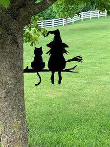 Adornos de jardín de hierro hechos a mano para Halloween que añaden un encanto gótico a la decoración exterior del hogar para temas de terror de temporada. - Product Image 6