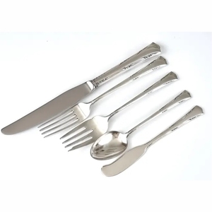Juego de Cubiertos de Acero Inoxidable de Lujo, Juego de Cubiertos Plateados Modernos con Acabado Espejo, Juego de Cuchara, Tenedor y Cuchillo, Utensilios de Cocina Ecológicos - Product Image 5