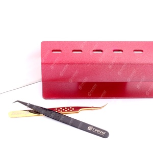 Soporte de exhibición de pestañas de acrílico con logotipo personalizado al por mayor, organizador de pinzas de plástico, soporte para pinzas de extensión de pestañas de belleza con punta afilada - Product Image 5