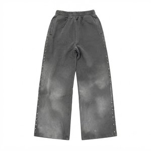 Ensemble de survêtement pour homme orné de strass, comprenant un sweat à capuche et un pantalon de jogging, idéal pour le sport, le streetwear décontracté et l'entraînement - Product Image 2