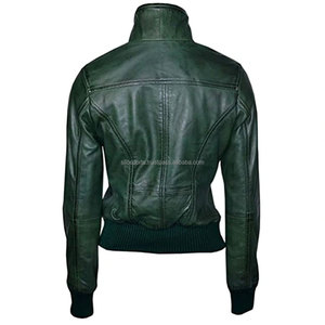 Blouson aviateur en cuir vert de haute qualité OEM pour femmes grande taille style hiver léger avec fermeture à glissière en vente au Pakistan - Product Image 2