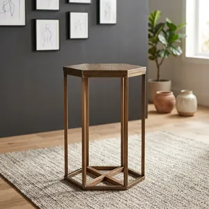Table d'appoint hexagonale moderne en laiton avec base géométrique, mobilier de salon contemporain, design décoratif avec structure en métal - Product Image 2