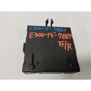 ECUs y Módulos de Computación Usados de Clase E A2129004214 - Product Image 1