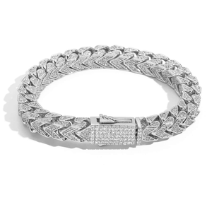 Bracelet de luxe en moissanite pavée, maillons flèche, or et argent, style hip-hop, chaîne de poignet audacieuse et brillante - Product Image 3