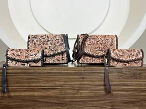 Bolso cruzado de cuero genuino con herramientas manuales de gran capacidad a la moda para mujer y cartera de pulsera a juego conjuntos combinados de dos piezas - Product Image 4