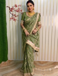 Sari en Georgette brodé et orné pour femme KV (vert) en viscose rayonne réversible pour mariage - Product Image 4