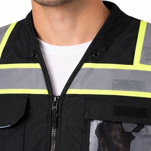 เสื้อกั๊กนิรภัยสะท้อนแสงสีดำสำหรับผู้ชาย มีหลายกระเป๋า ทนทาน ใช้งานได้จริง สวมใส่สบาย มืออาชีพ เชื่อถือได้ ป้องกันได้ดี - Product Image 4