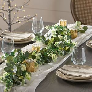 Guirlande de feuilles d'eucalyptus de 1,5 m pour décoration de Noël intérieure et extérieure, pour portail de jardin, porte d'entrée, mur de maison, fenêtre et escalier - Product Image 1