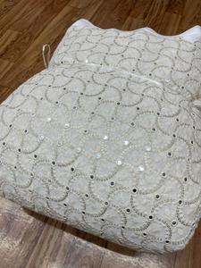 Tela de Punto Jacquard Floral Bordada de Alta Calidad 100% Viscosa Georgette, Suave y Ligera para Vestidos de Niños, Niñas, Mujeres y Hombres - Product Image 1