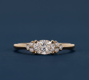 แหวนเพชรเพาะเลี้ยง 0.58 กะรัต รูปไข่ 0.5 กะรัต VVS2 F รับรองโดย IGI แหวนหมั้นทองคำเหลือง ขายส่งเครื่องประดับสั่งทำ - Product Image 1