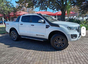 รถกระบะ Ford Ranger Wildtrak 2.0 Bi-Turbo 4x4 ออโต้ ปี 2022 สภาพดีเยี่ยม แบบดับเบิ้ลแค็บ สำหรับขับขี่ออฟโรด เกียร์อัตโนมัติ แรงบิดสูง ทนทาน เหมาะสำหรับการผจญภัย - Product Image 5