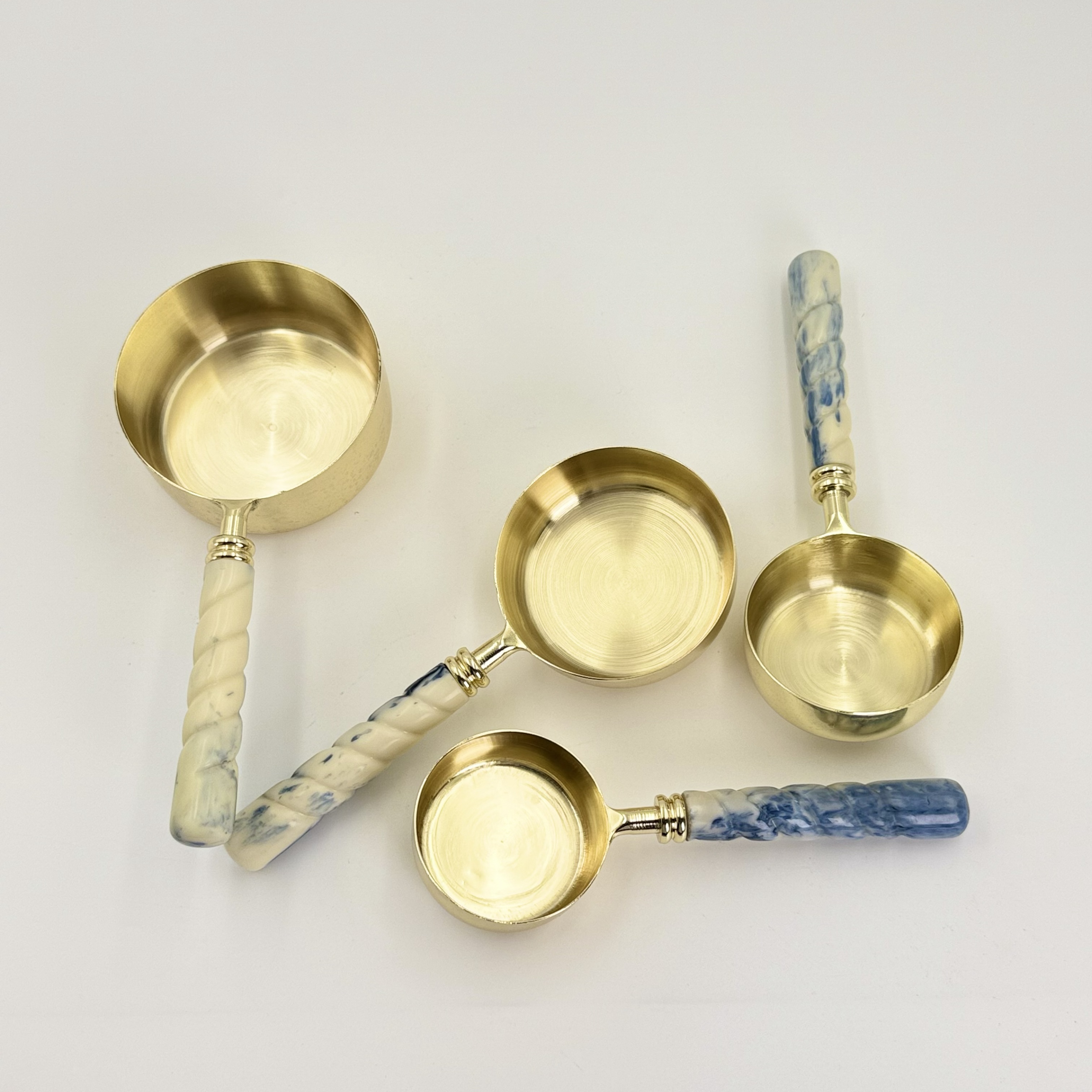 ตามที่แสดง