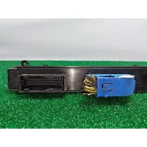 ECUs y Módulos de Computación Usados de la Serie 3 6135918753701 - Product Image 3