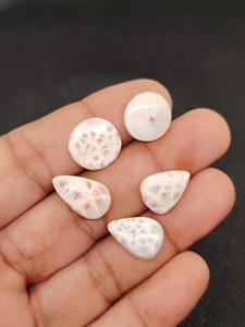 Cabujón de Piedra Preciosa de Thomsonita Rosa Natural para la Elaboración de Joyas - Product Image 2