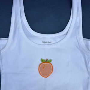 Panadería Artesanal: Sujetadores y Tops Modernos Hechos a Mano para Su Comodidad y Estilo - Product Image 1