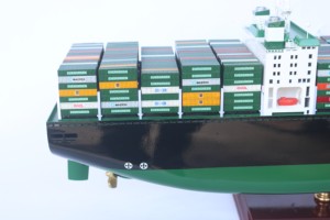Maqueta de Barco Portacontenedores E.VER.GREEN Hecha a Mano, Modelo de Barco de Carga de Madera para Decoración del Hogar, Recuerdo, Regalo Empresarial - Product Image 3